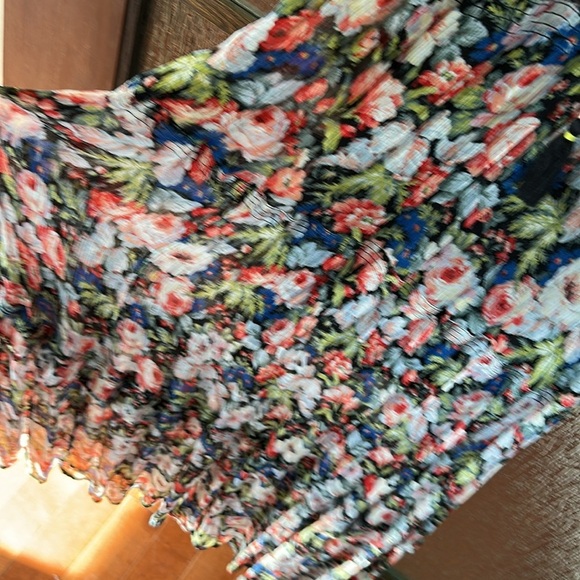 Anthropologie The Marais Printed Chiffon Maxi Dress size Large. - Picture 7 of 10